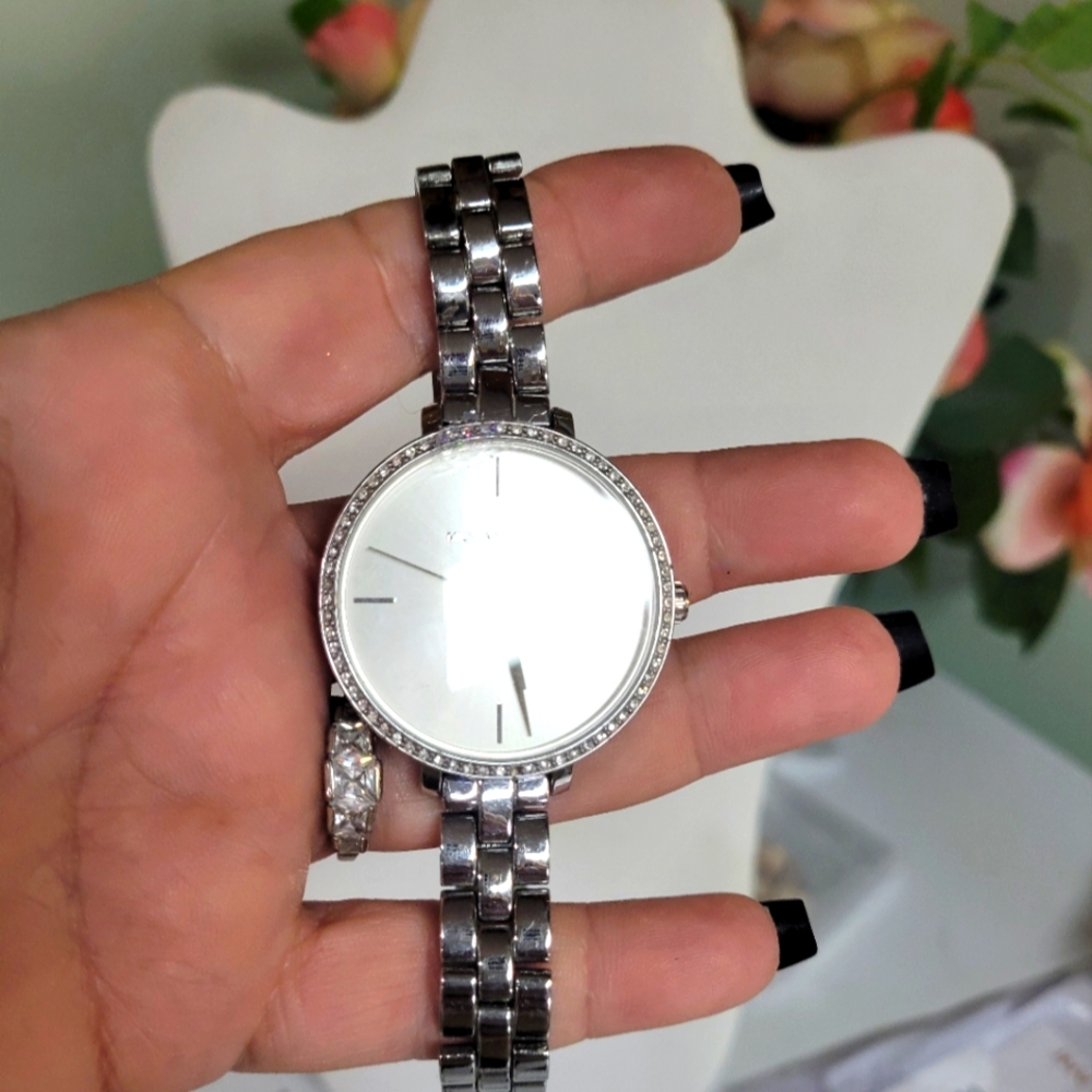 Michael Kors Silver Watch with Crystal Accents White face gorgeous 😍 $300 MSRP - Picture 10 of 12